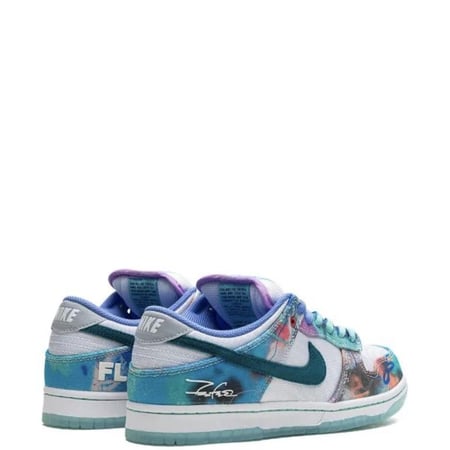 Nike x Futura Laboratories SB Dunk Low "Bleached Aqua" sneakers