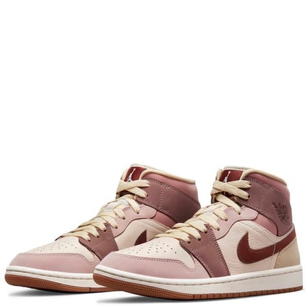 AIR JORDAN 1 MID SE DARK PONY