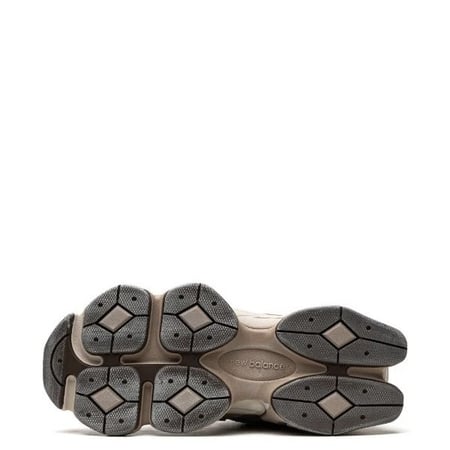 New Balance 9060 "Mushroom Brown"