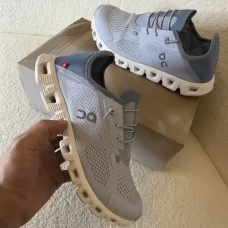 On Running Cloud 5 Coast low-top