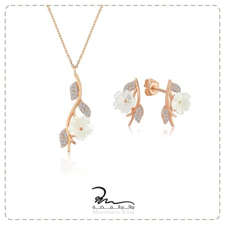 طقم فضة وطلاء الذهب ناعم بالزركون