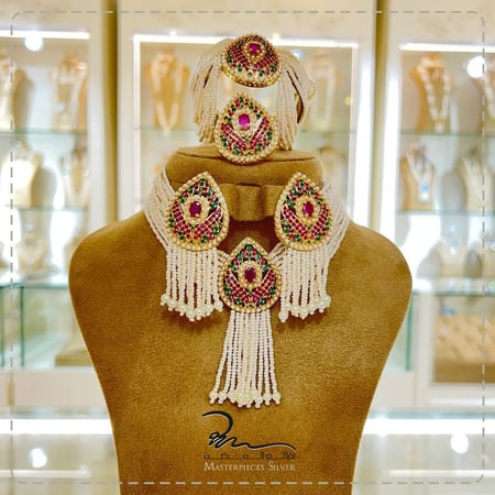 طقم لؤلؤ فاخر