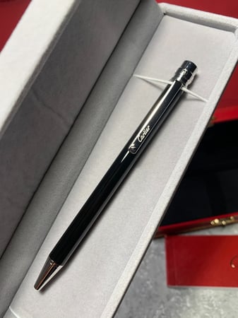 أسود وسلڤر قلم نحيف1