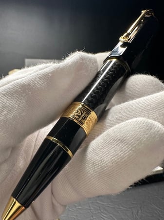 مونت فخم مذهًب