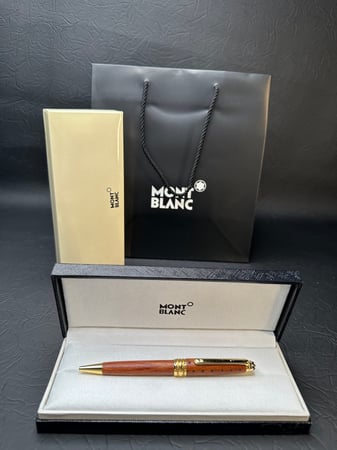 قلم  خشبي مذهًب