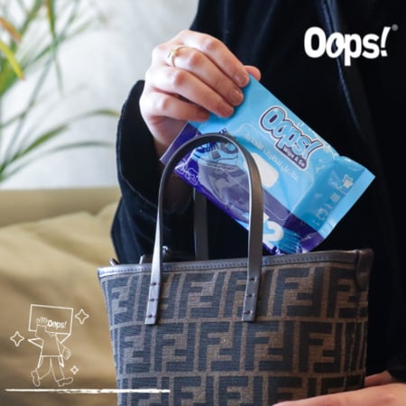 مناديل تنظيف الأحذية من !Oops