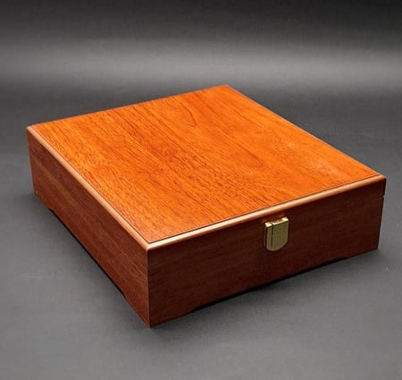 درع كريستال دائري ملون سعفتين