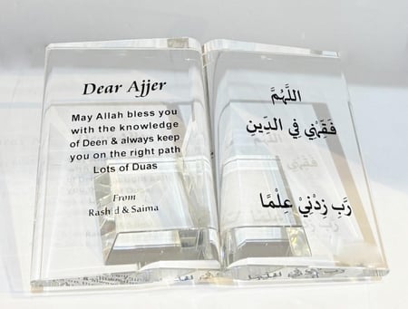 مجسم كتاب  كريستال
