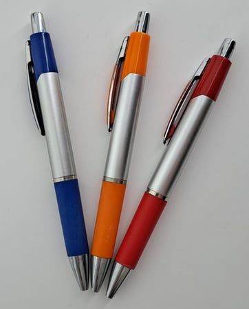 قلم بلاستيك