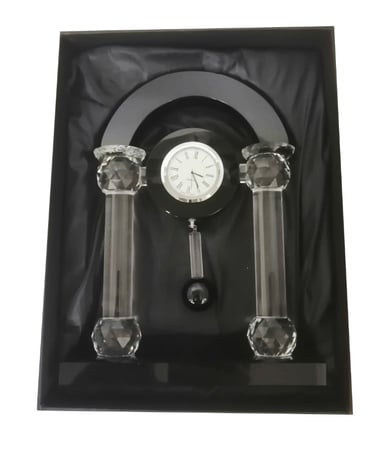 ساعة كريستال  اسود بنادول