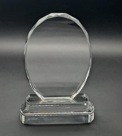 درع كريستال بيضوي