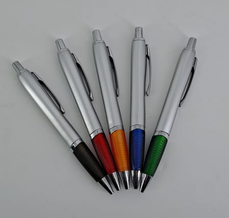 قلم بلاستيك