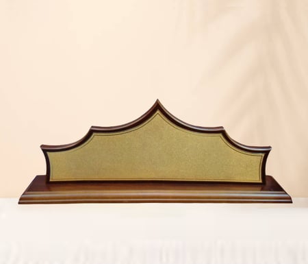 لوحة مكتبية خشبية