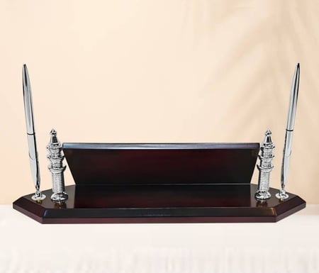 لوحة مكتبية خشب