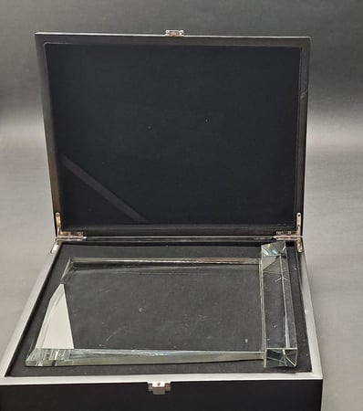 درع كريستال مستطيل