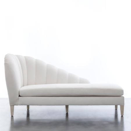 يُنتج حسب الطلب