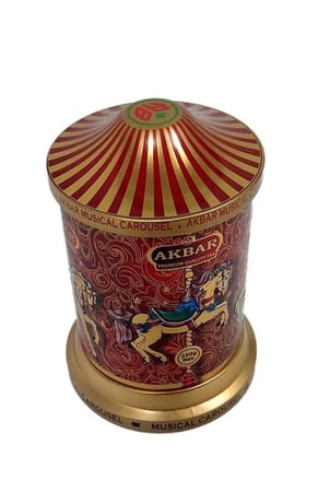 شاي AKBAR اكبر 250غرام ماركة الحصان الذهبي علبه موسيقية معدن