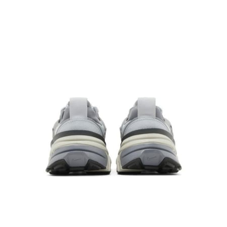 NIKE V2K