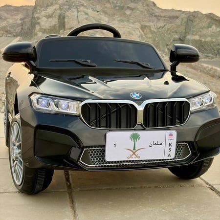 سيارة بي ام دبليو الفئة السابعة