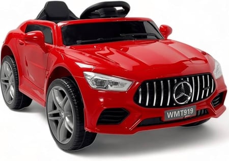 سيارة مرسيدس بنز الفخمة