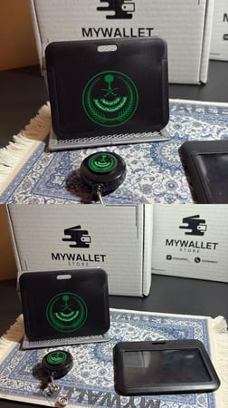 حامل بطاقة -عمل بلاستك  ~ بالعرض