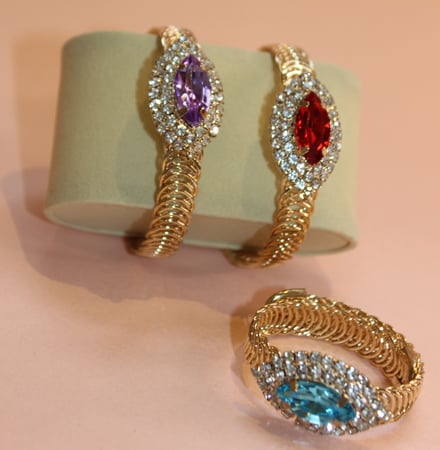 اساور زركون