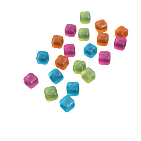 مكعبات الثلج الملونه