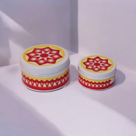 مطابق غضار أحمر من اواني ماس