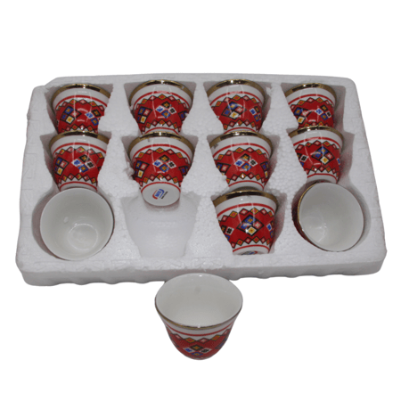 فناجيل تراثية منها كبير ،وسط-احمر