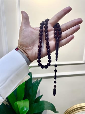 مسباح عنابي محروق مع تمليكه