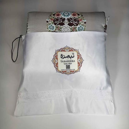 سَديم – سجادة صلاة مبطنة فاخرة (لون تاوُب - الرمادي الدافئ)