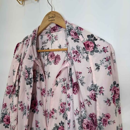 تسامح – شرشف صلاة بسحاب أمامي باللون الوردي