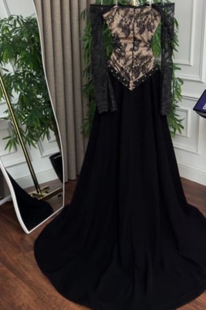 فستان سهرة ملكي دانتيل