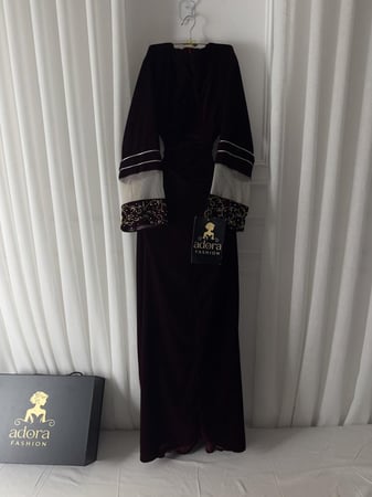 فستان مخمل فخم