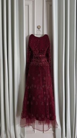 فستان سهرة تطريز كامل