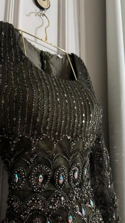 فستان سهرة تطريز كامل