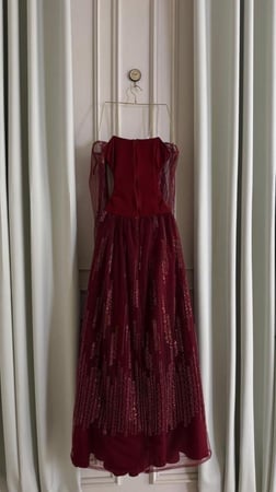 فستان سهرة عودي