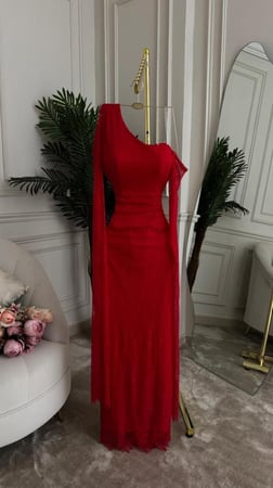 فستان سهره احمر