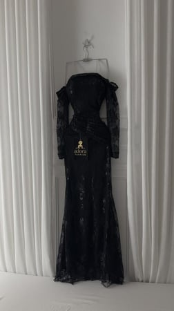 فستات اسود دانتيل