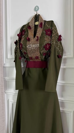 فستان ناعم ورد بارز