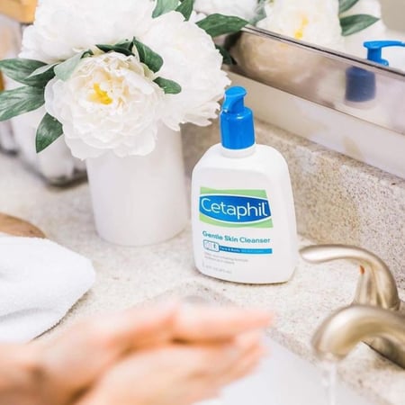 سيتافيل غسول لتنظيف البشرة الدهنية