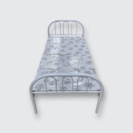 سرير حديد قابل للطي ( قاعدة خشب )