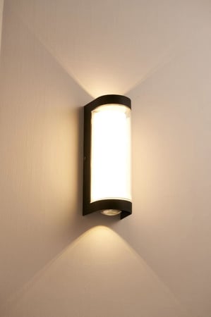 إنارة حائط خارجية مزدوجة 24 واط – إضاءة صفراء دافئة