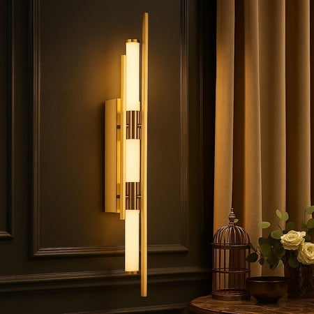 ابليك جداري عصري بثلاثة أعمدة ضوئية