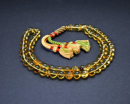 قوافل سبحة كهرمان بلطيقي طبيعي محشر من النوادر Namb0035