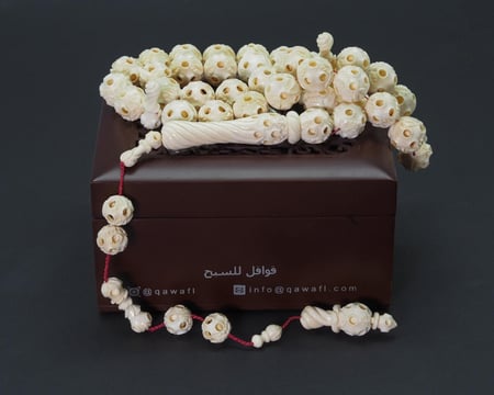 قوافل سبحة من عاج طبيعي منحوت عمل خاص IV0047