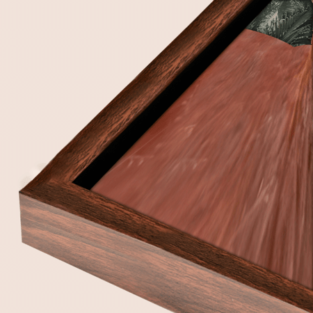 لوحة فنية تصور غزالاً بملامح هادئة وعيون واسعة