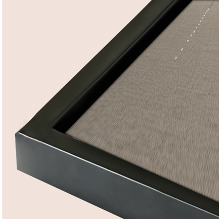 لوحة تجريدية بتصميم شعاعي جبسية تعتمد على فن التنقيط