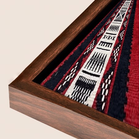 لوحة فنية تراثية مستوحاة من فن السدو التقليدي