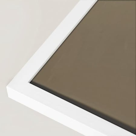 لوحة جبسية جدارية تجريدية بارزة تتميز بتكوين ماسي هندسي يتوسطه تجمع كثيف من البتلات الدائرية